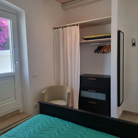Villini Di Sant'andreas Apartment *
